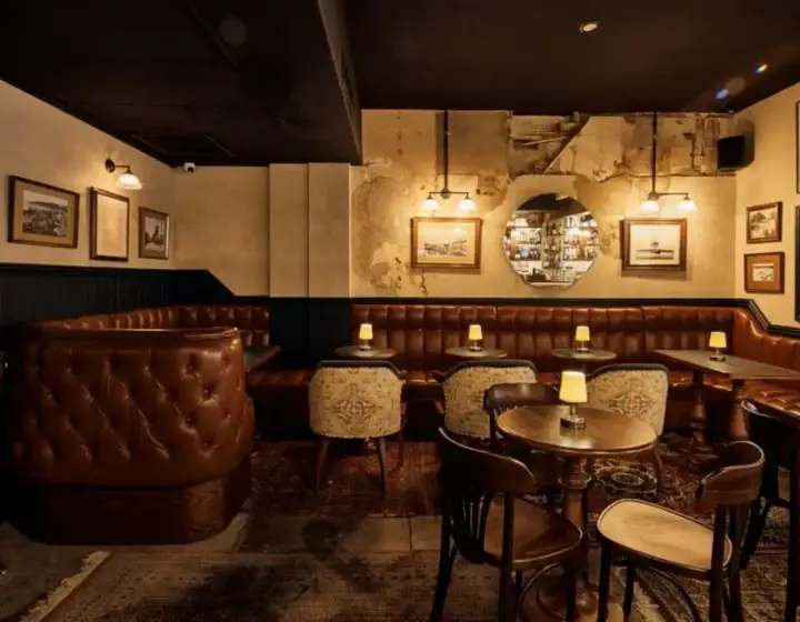 Henry G’s Wine Parlour
